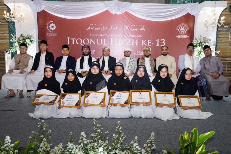 Pesantren Tahfizh Daarul Qur’an Gelar Wisuda Itqanul Hifzh ke-13